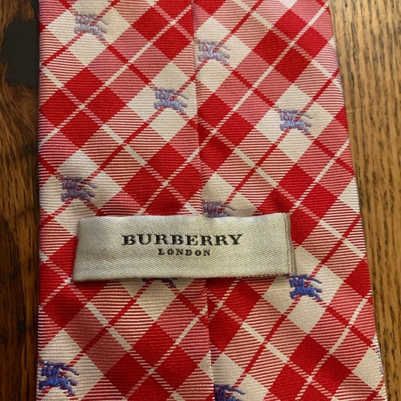 Burberry Red Plaid Embroidered Logo 100% Silk Tie made in italy - Picture 3 of 6